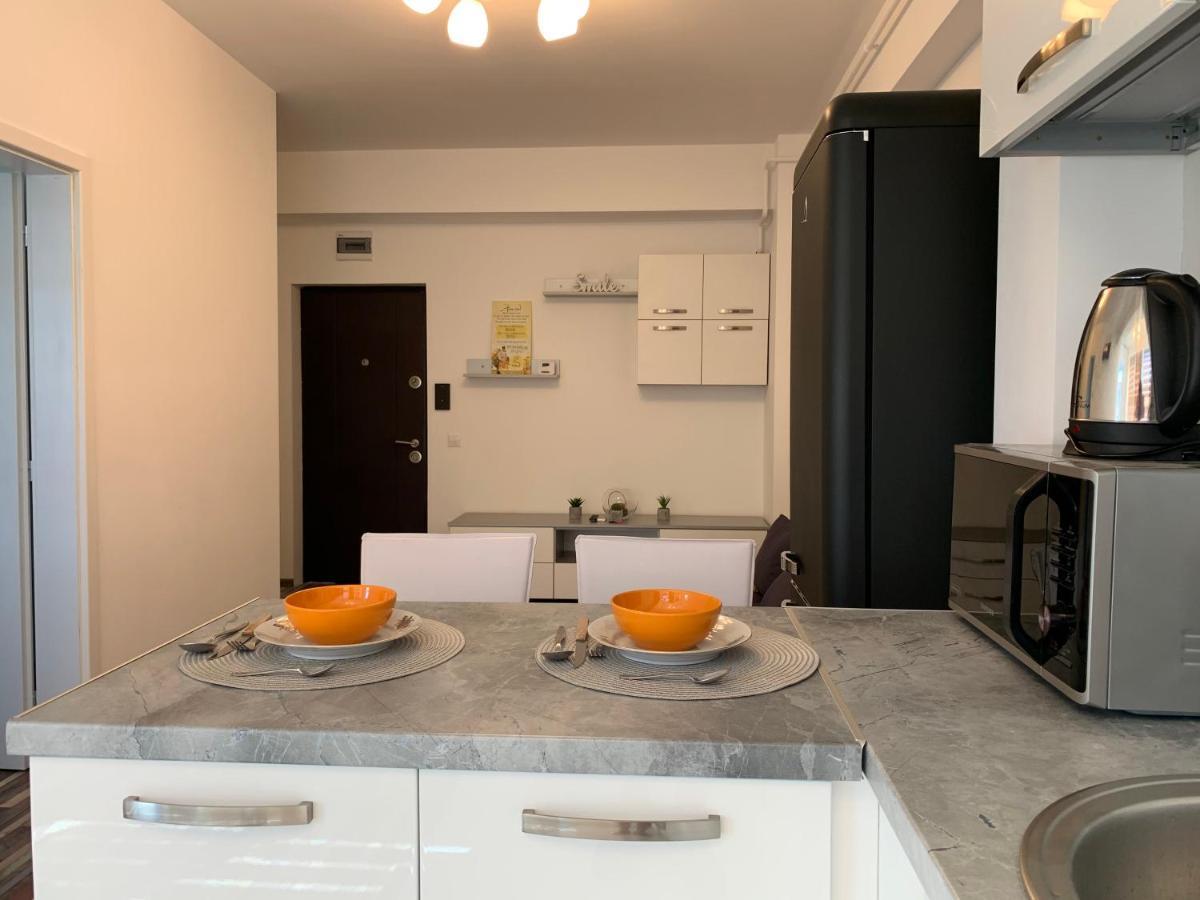 Tod Apartments Palas ยาช ภายนอก รูปภาพ