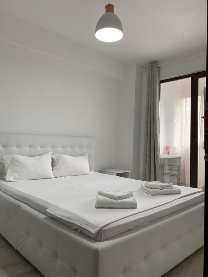 Tod Apartments Palas ยาช ภายนอก รูปภาพ