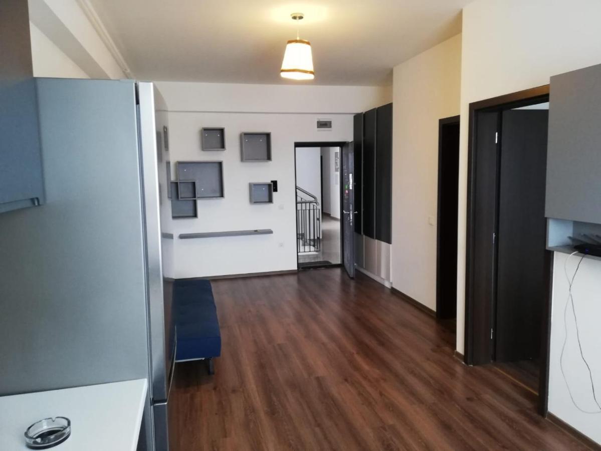 Tod Apartments Palas ยาช ภายนอก รูปภาพ